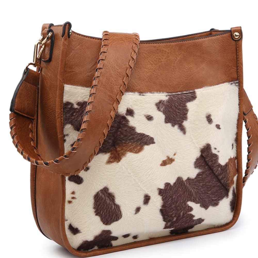 Last one‼️ Faux Fur Saddle guitar strap handbag - zipper closure